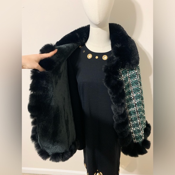 Green, Brown, and Creme Plaid Tweed Mix Color Fur Cape - Picture 12 of 15